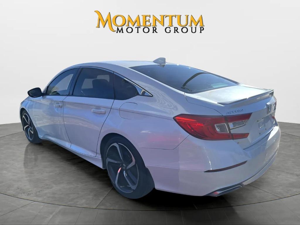 2018 Honda Accord - $16,995