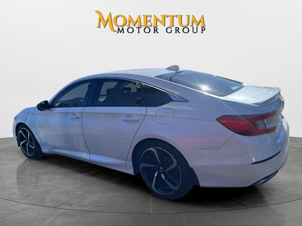 2018 Honda Accord - $16,995