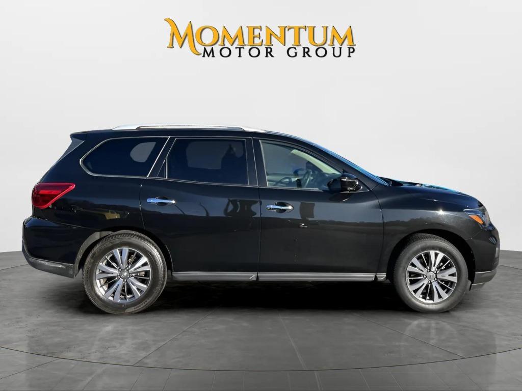 2020 Nissan Pathfinder - $19,995