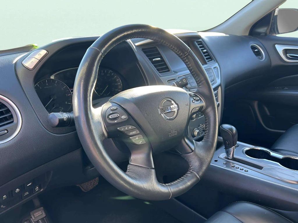2020 Nissan Pathfinder - $19,995