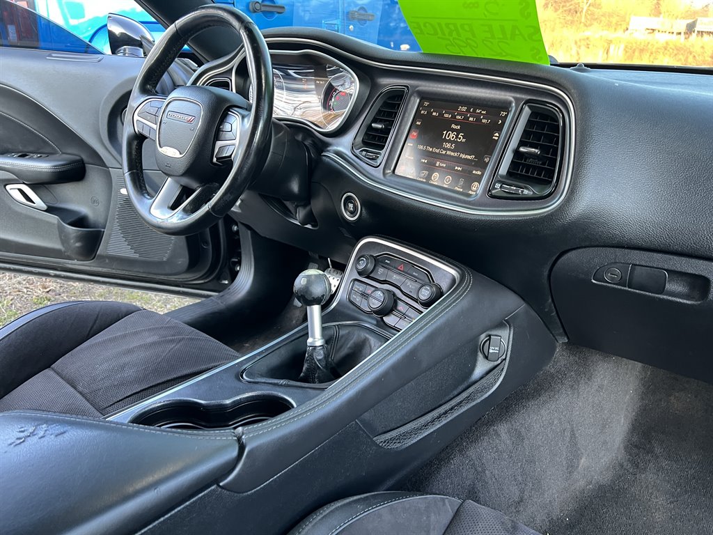2015 Dodge Challenger Scat Pack photo