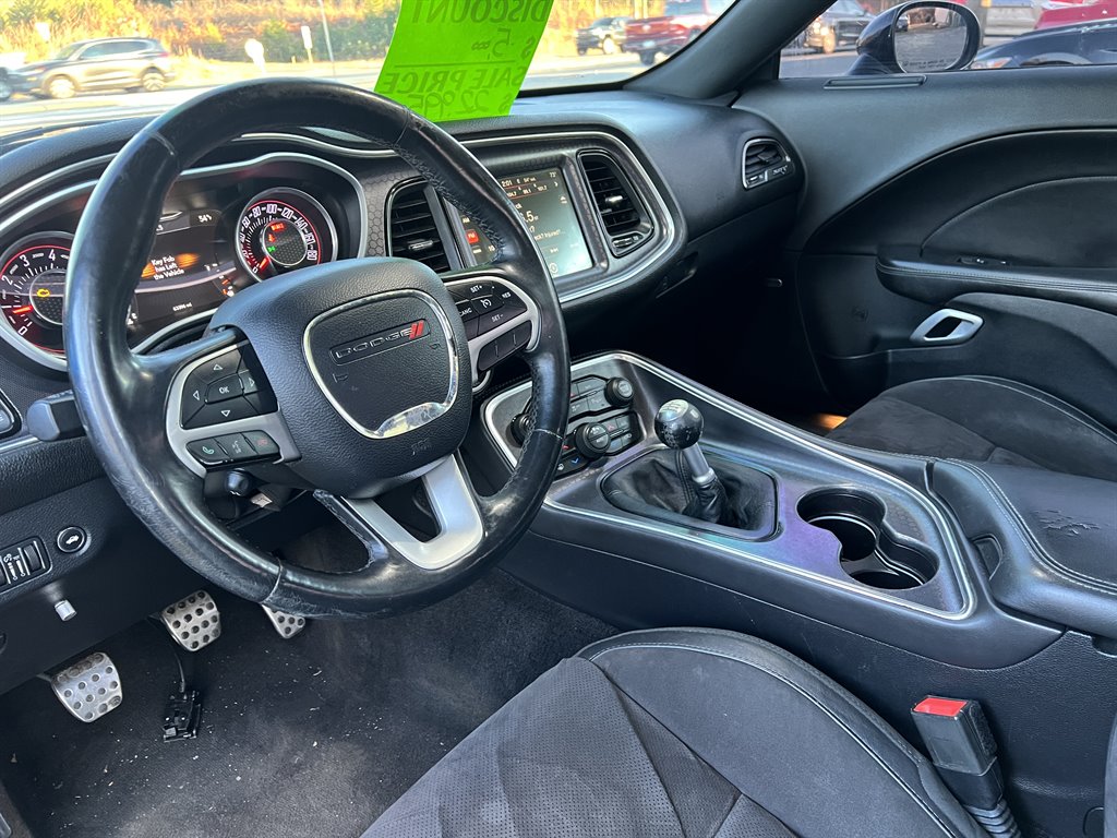 2015 Dodge Challenger Scat Pack photo