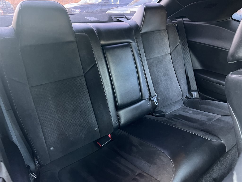 2015 Dodge Challenger Scat Pack photo
