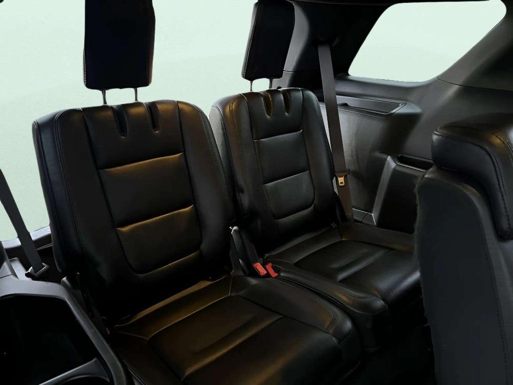 2015 Ford Explorer - $10,995