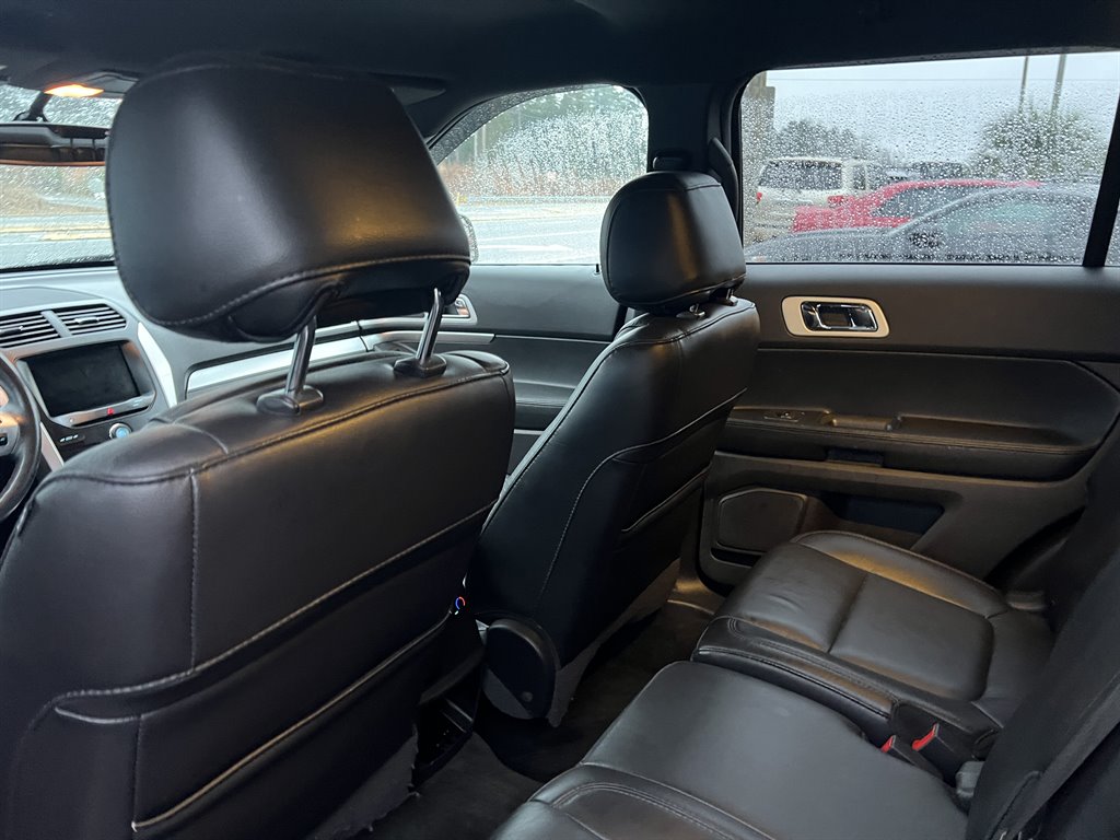 2015 Ford Explorer XLT photo