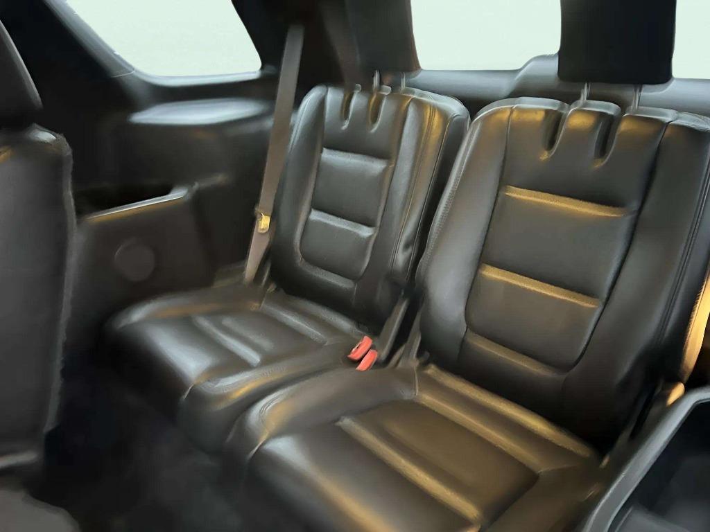 2015 Ford Explorer - $10,995
