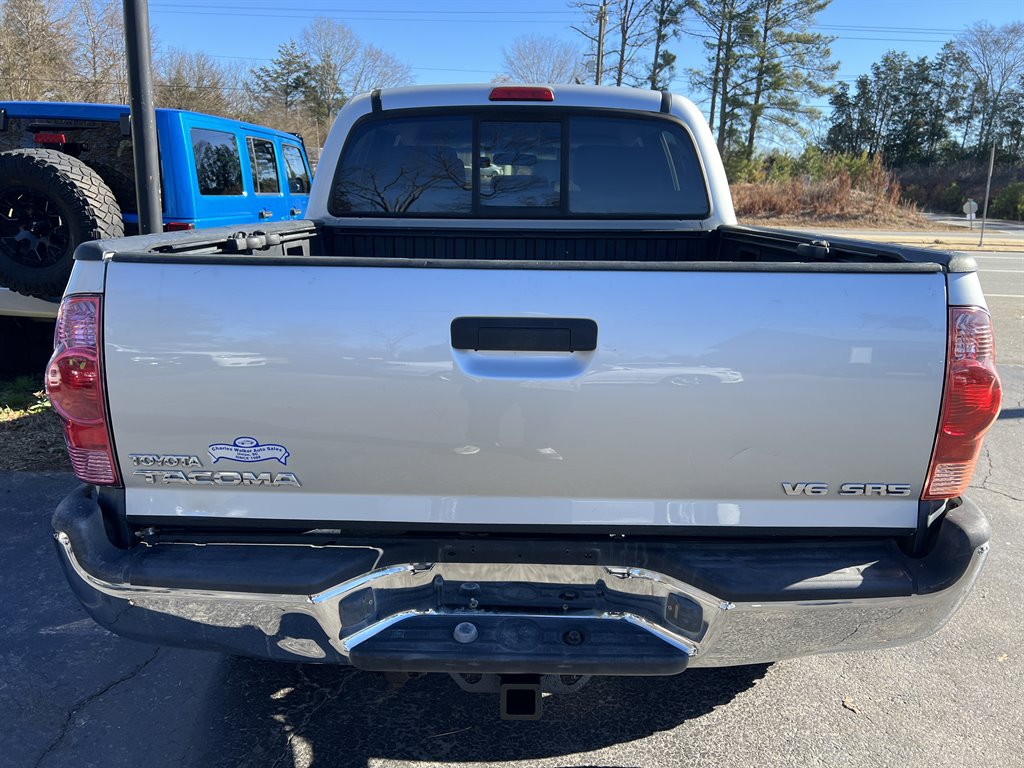 2006 Toyota Tacoma V6 photo