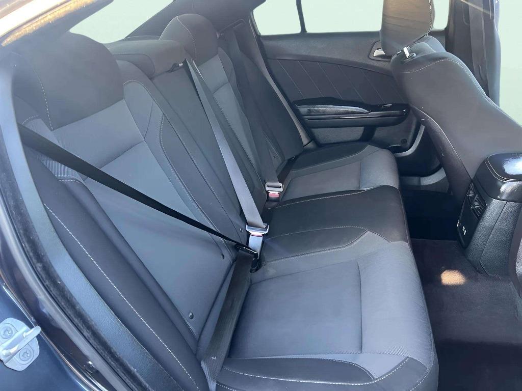 2016 Dodge Charger - $17,995