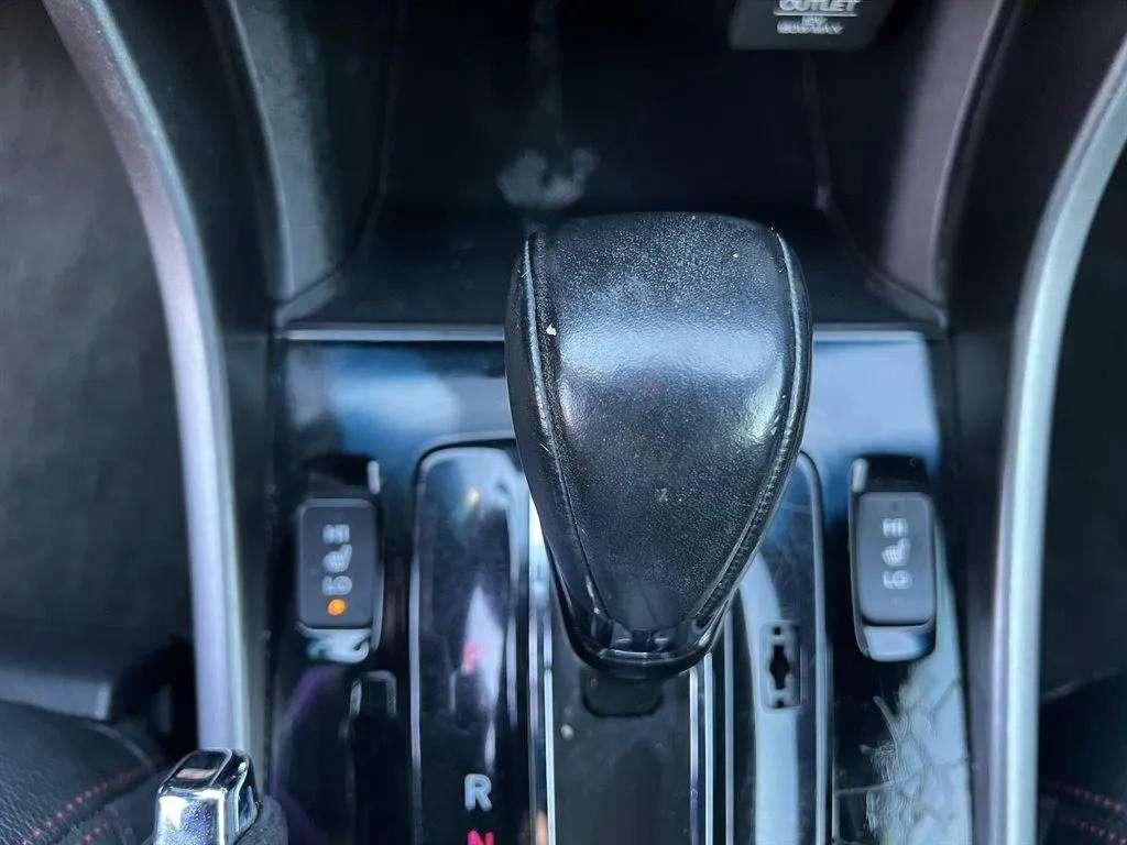 2017 Honda Accord - $16,995