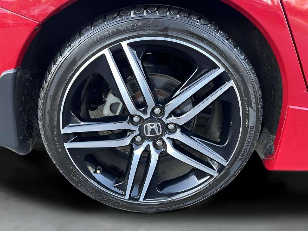 2017 Honda Accord - $16,995
