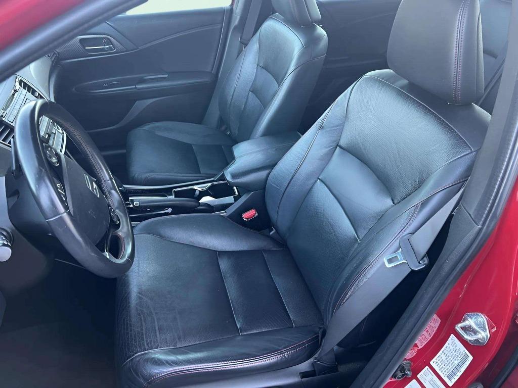 2017 Honda Accord - $16,995