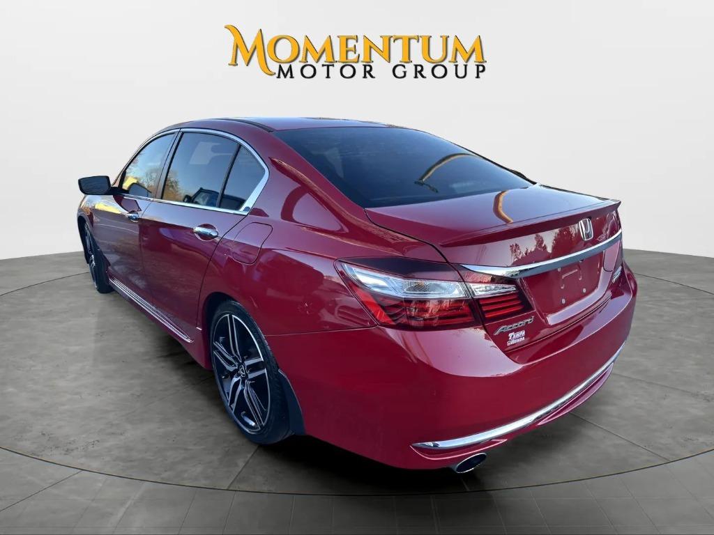2017 Honda Accord - $16,995