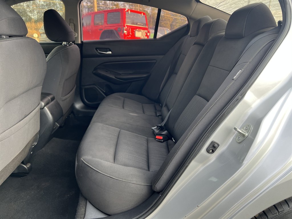 2019 Nissan Altima - $11,995