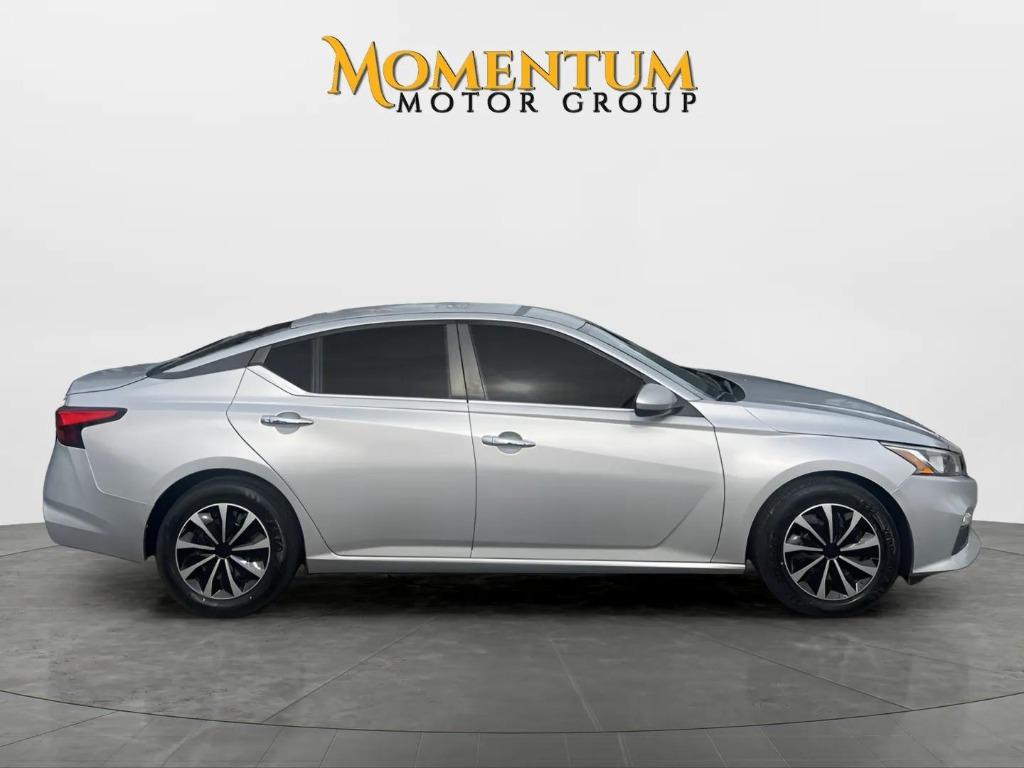 2019 Nissan Altima - $11,995