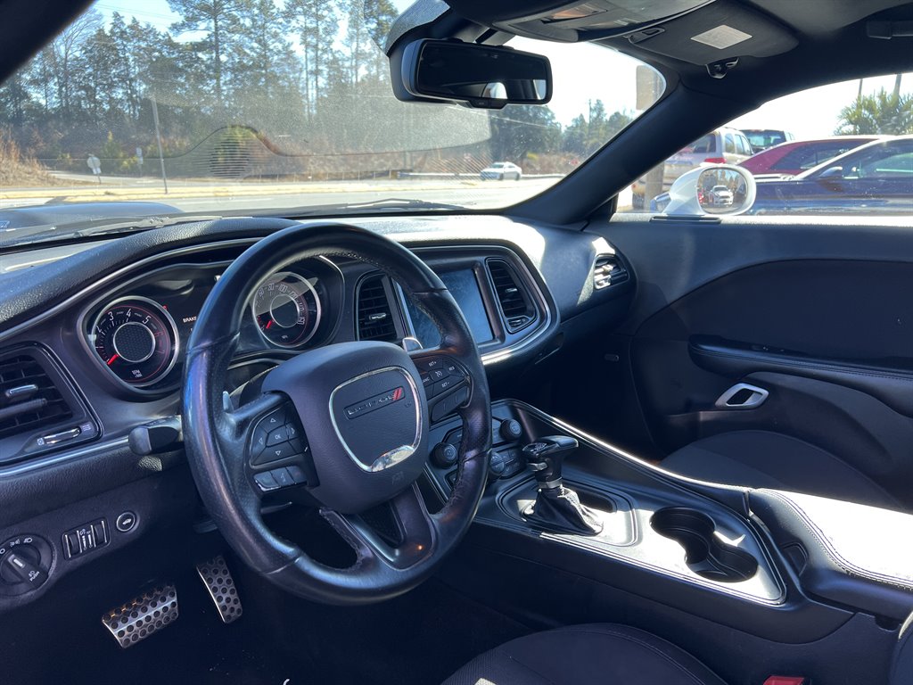2016 Dodge Challenger R/T photo