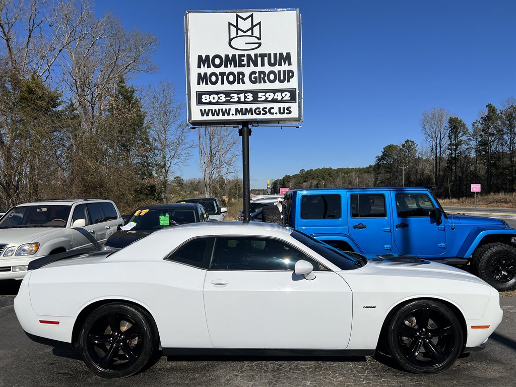 2016 Dodge Challenger R/T photo