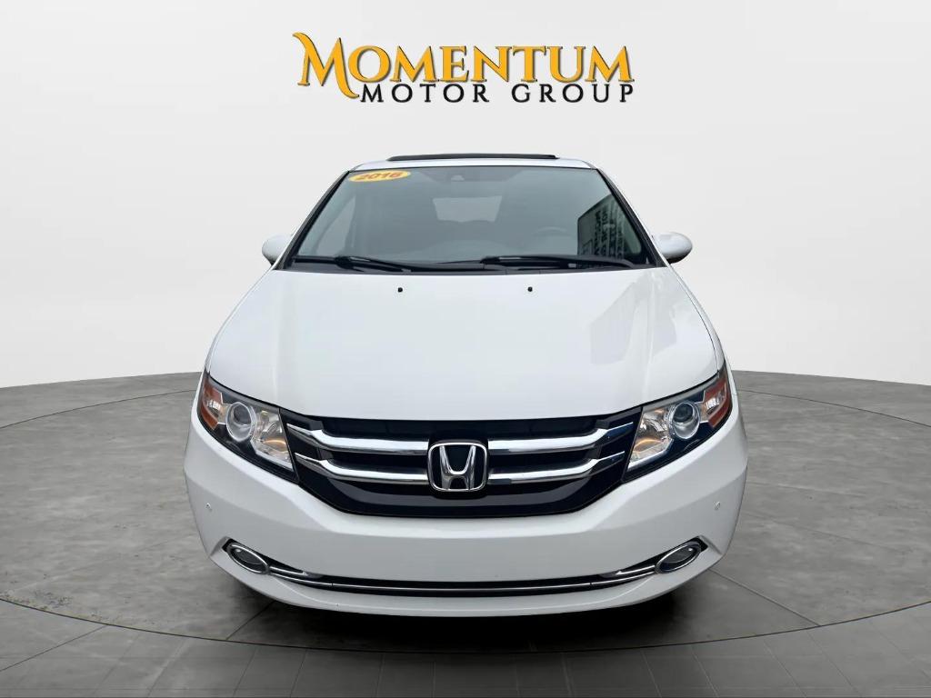 2016 Honda Odyssey - $15,995