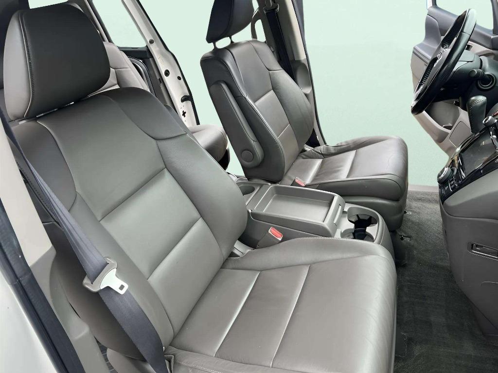 2016 Honda Odyssey - $15,995