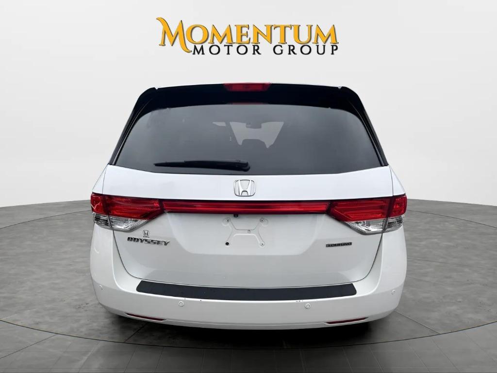 2016 Honda Odyssey - $15,995