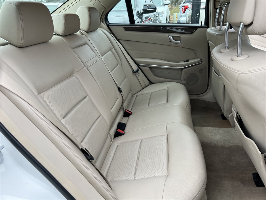 2014 Mercedes-Benz E-Class E350 4MATIC Sport photo