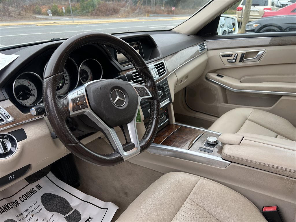 2014 Mercedes-Benz E-Class E350 4MATIC Sport photo