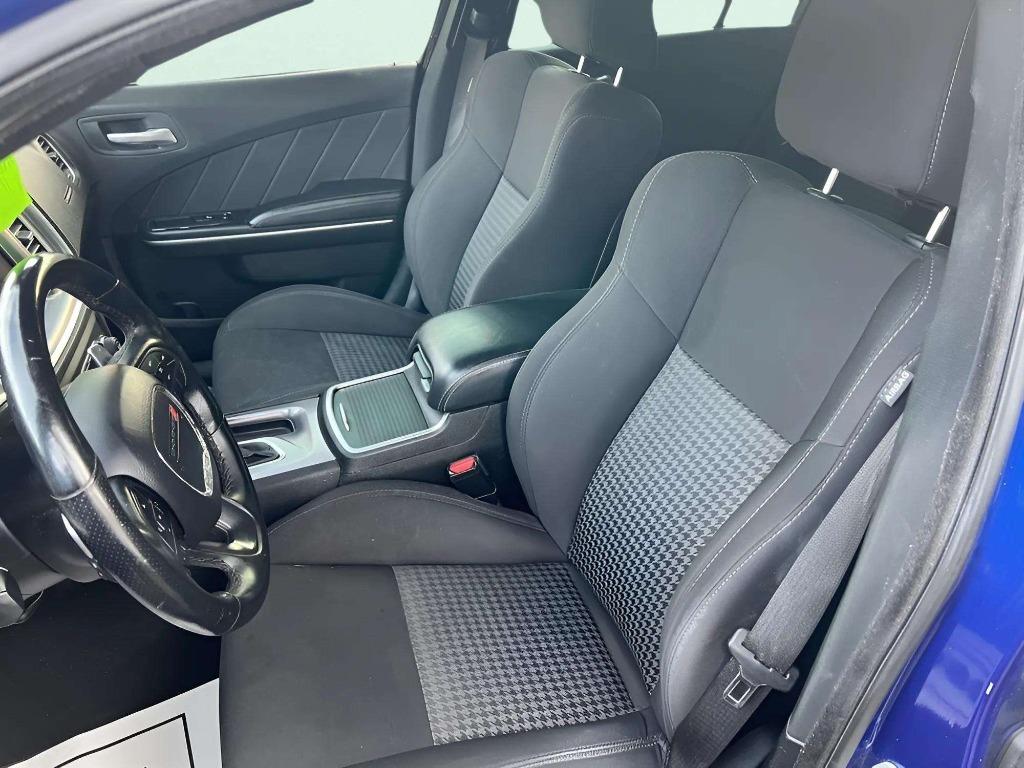 2019 Dodge Charger - $16,995