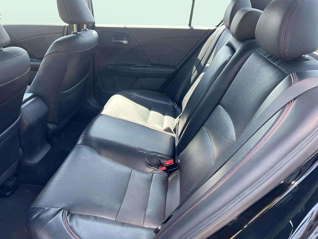2017 Honda Accord - $18,995