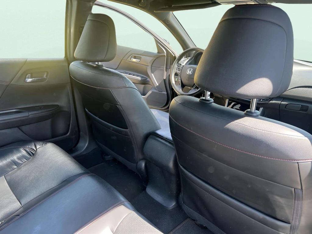 2017 Honda Accord - $18,995