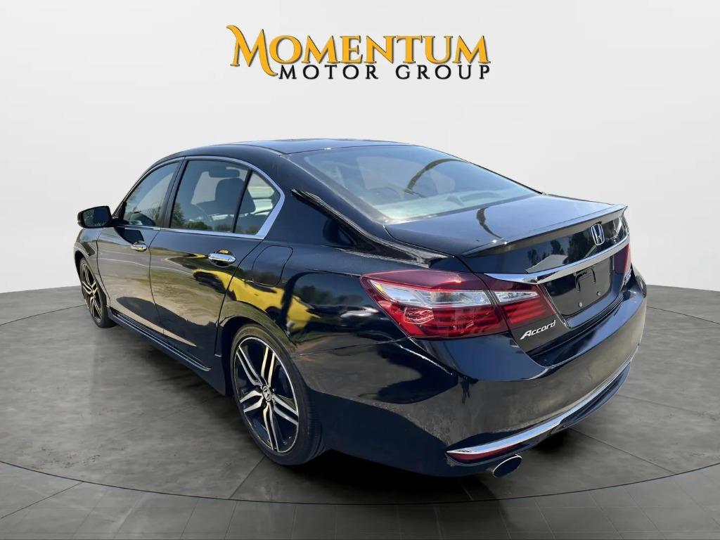 2017 Honda Accord - $18,995