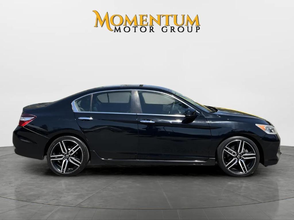 2017 Honda Accord - $18,995