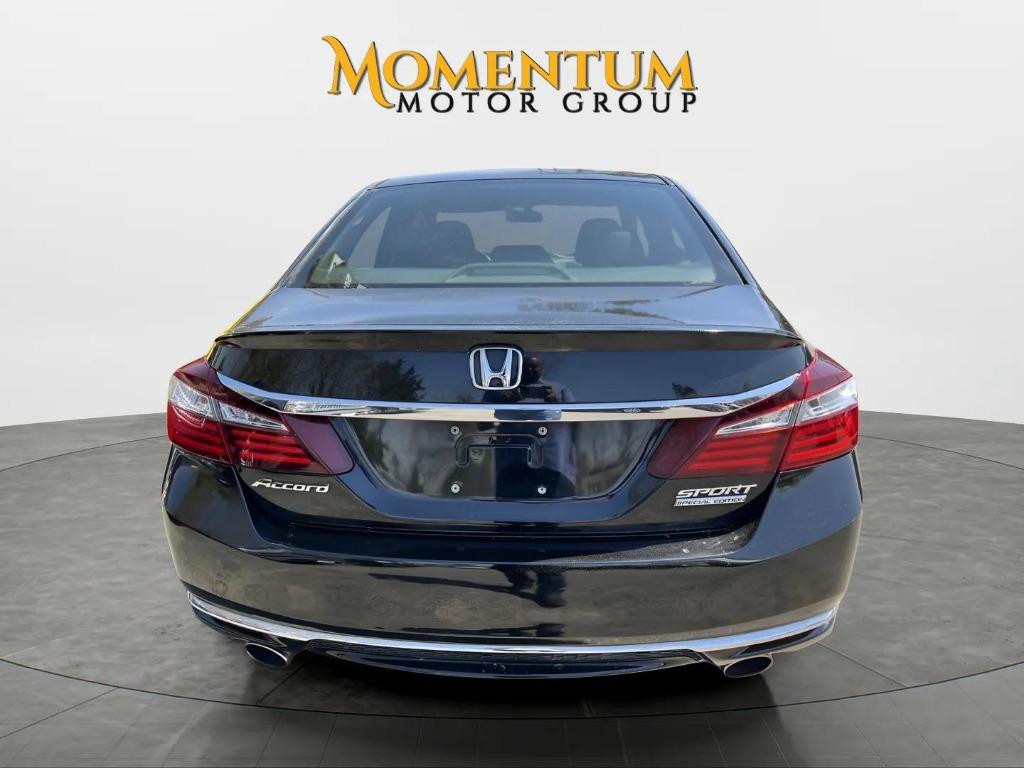 2017 Honda Accord - $18,995