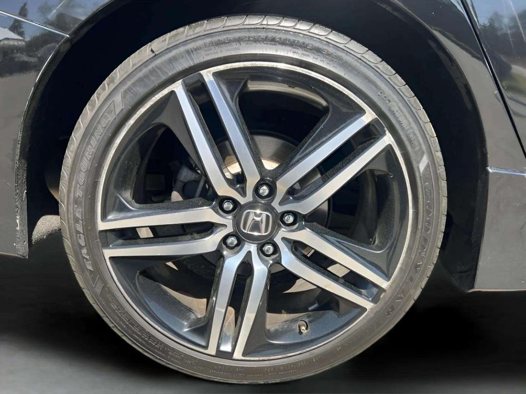 2017 Honda Accord - $18,995