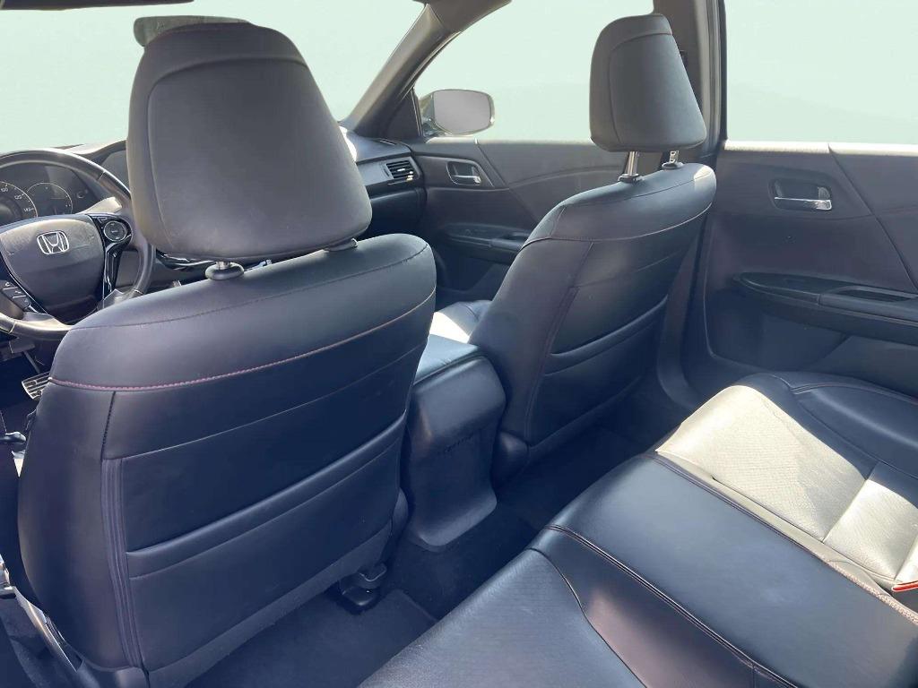 2017 Honda Accord - $18,995