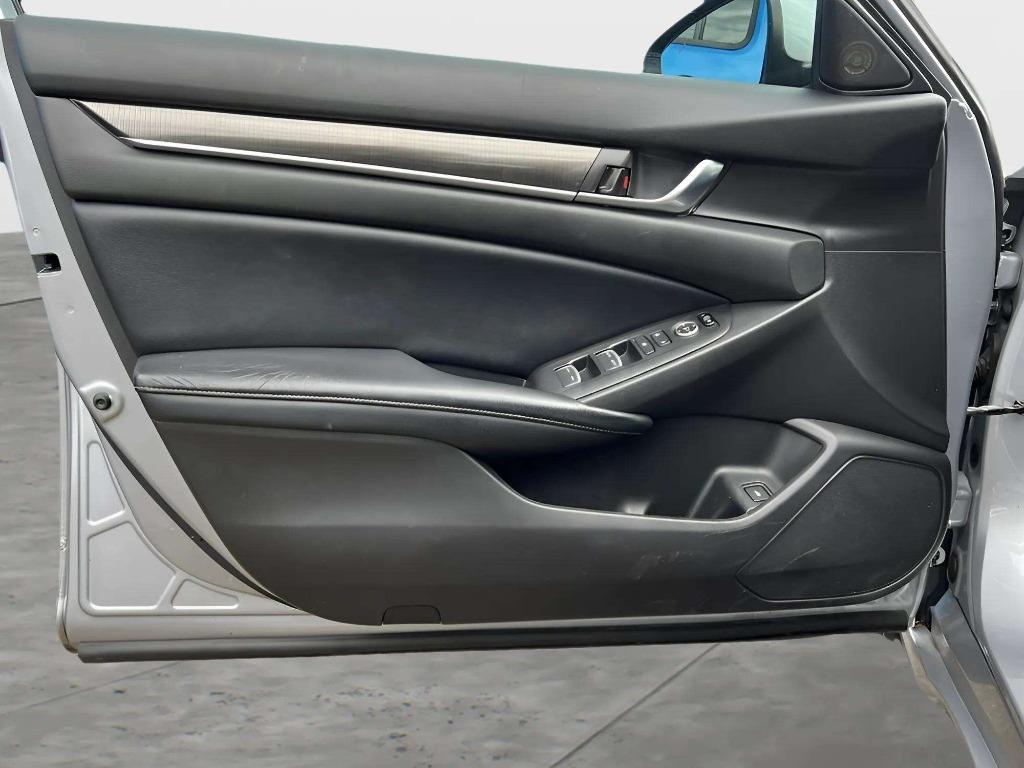 2018 Honda Accord - $23,995