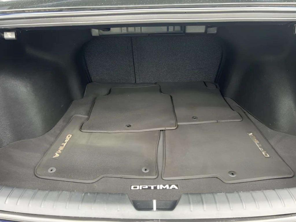2017 Kia Optima - $14,995