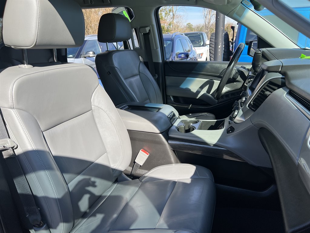 2019 Chevrolet Tahoe LT photo