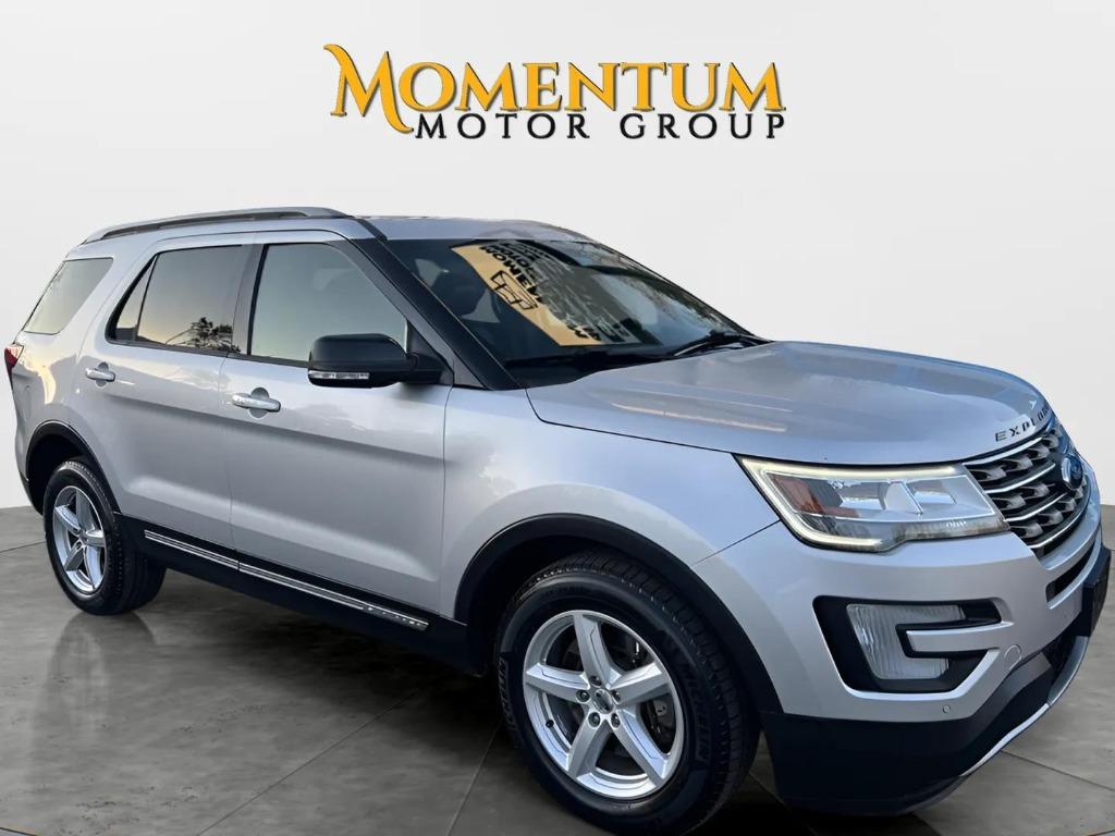 2016 Ford Explorer - $9,995