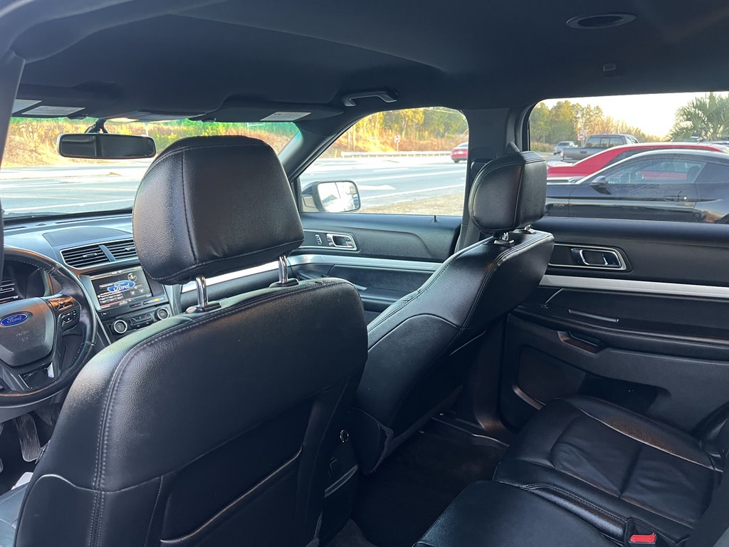 2016 Ford Explorer XLT photo