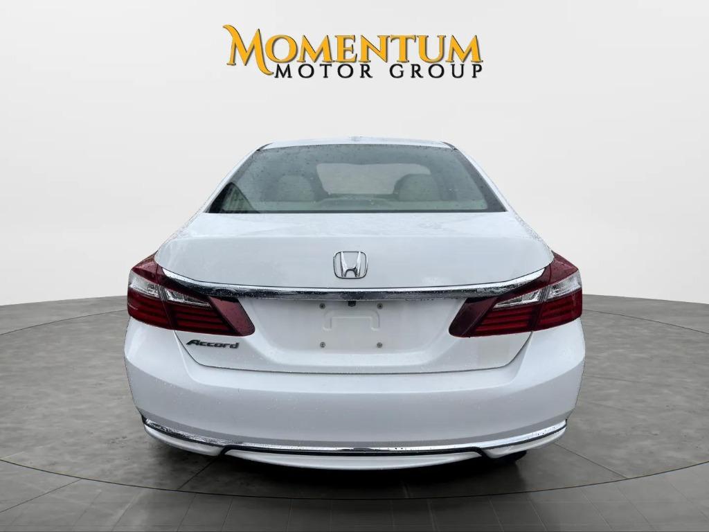 2017 Honda Accord - $17,995