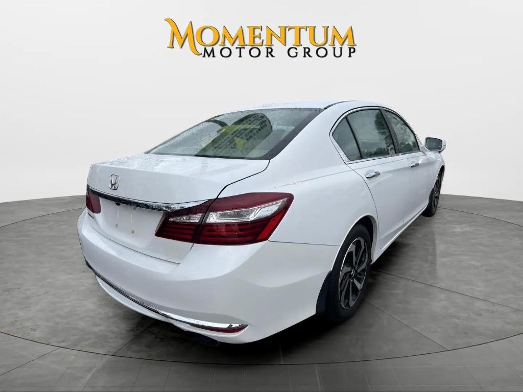 2017 Honda Accord - $17,995