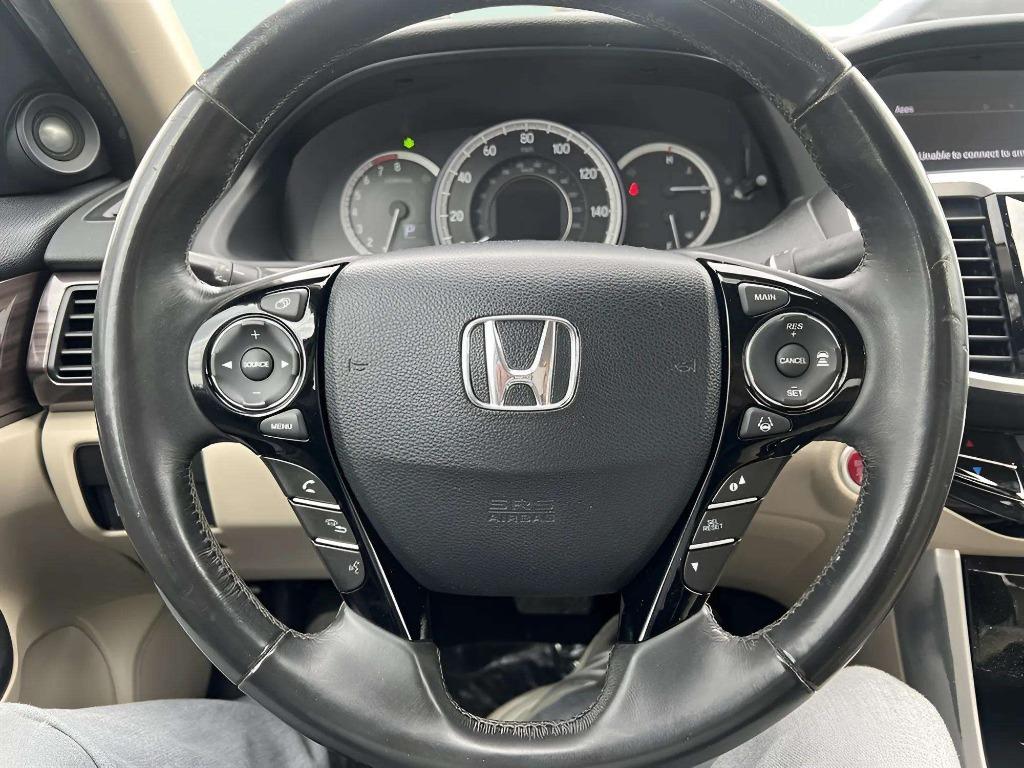 2017 Honda Accord - $17,995