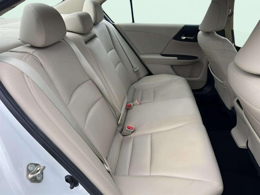 2017 Honda Accord - $17,995