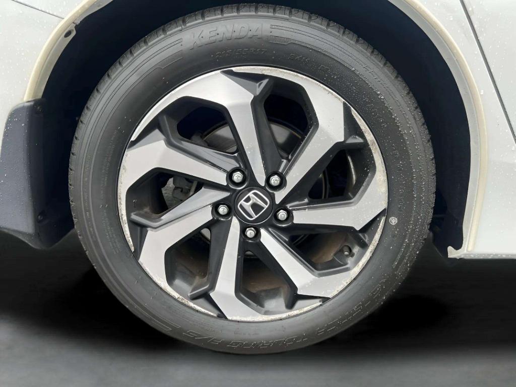 2017 Honda Accord - $17,995
