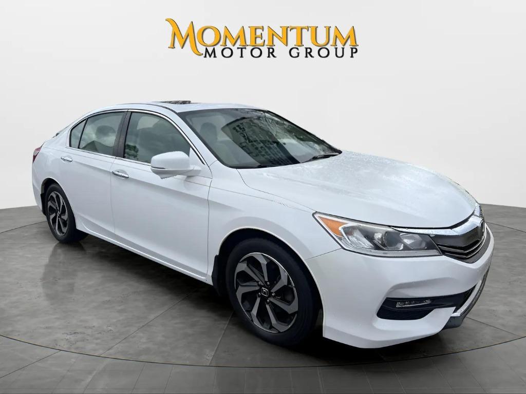 2017 Honda Accord - $17,995
