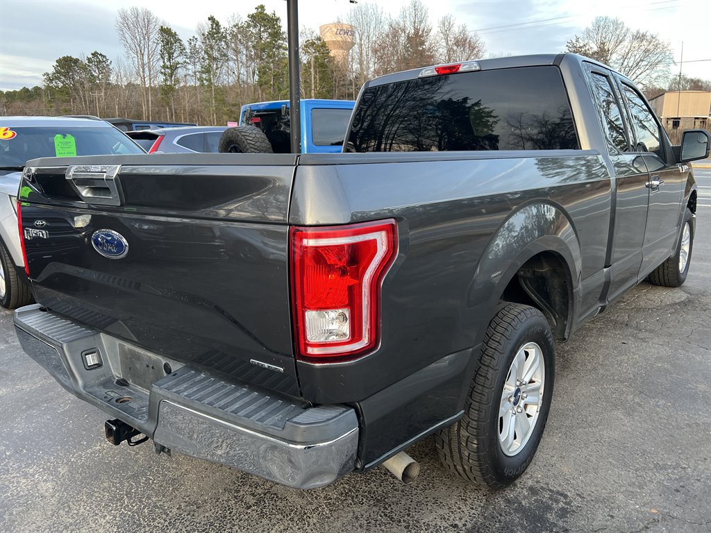2015 Ford F150 XLT photo