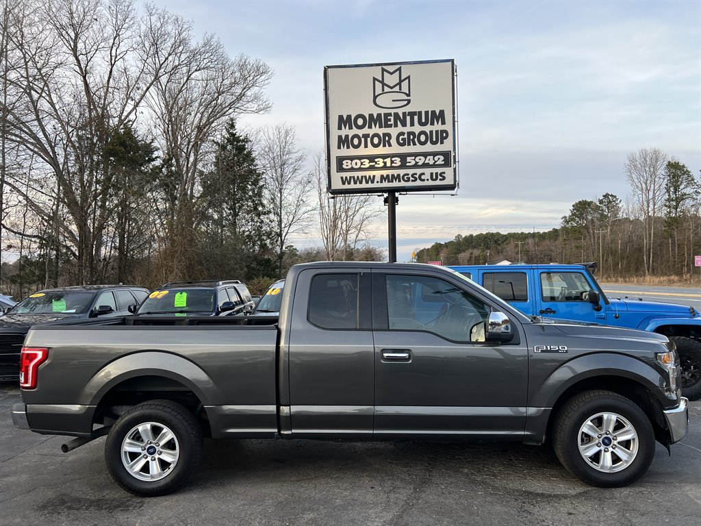 2015 Ford F150 XLT photo