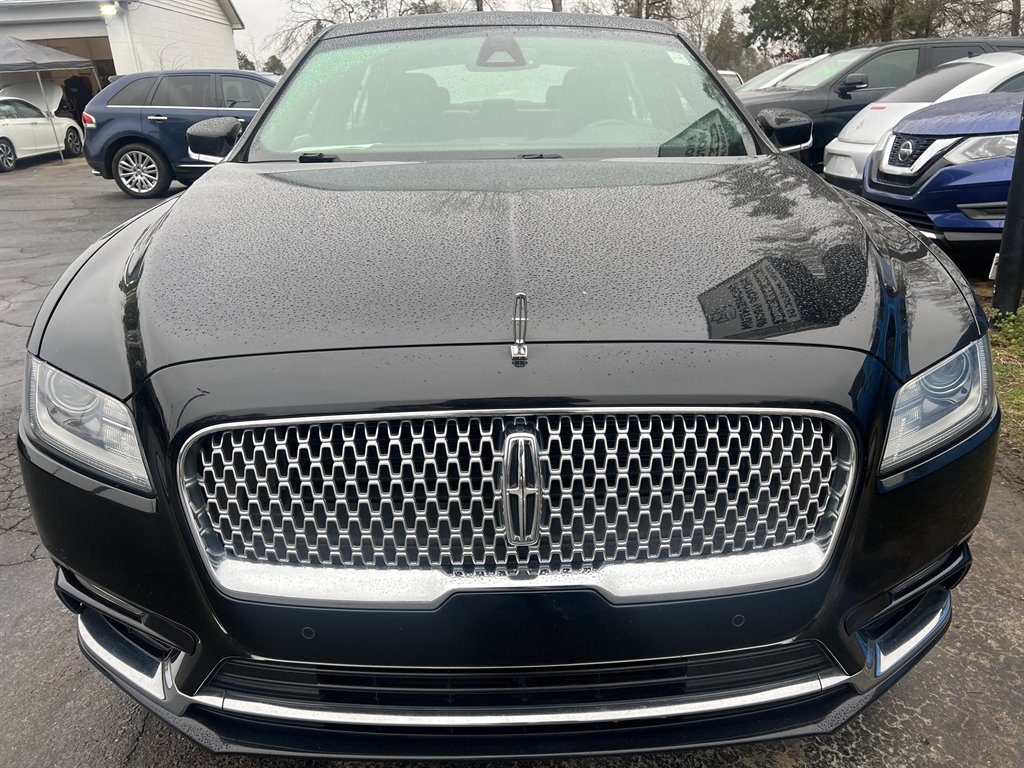 2017 Lincoln Continental Select photo