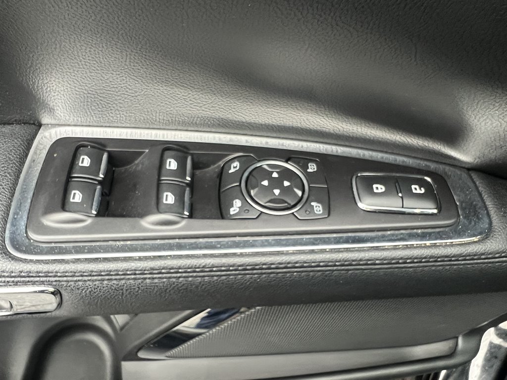 2017 Lincoln Continental Select photo