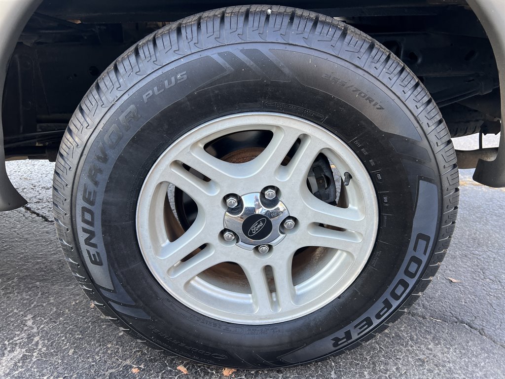 2003 Ford F-150 XL photo