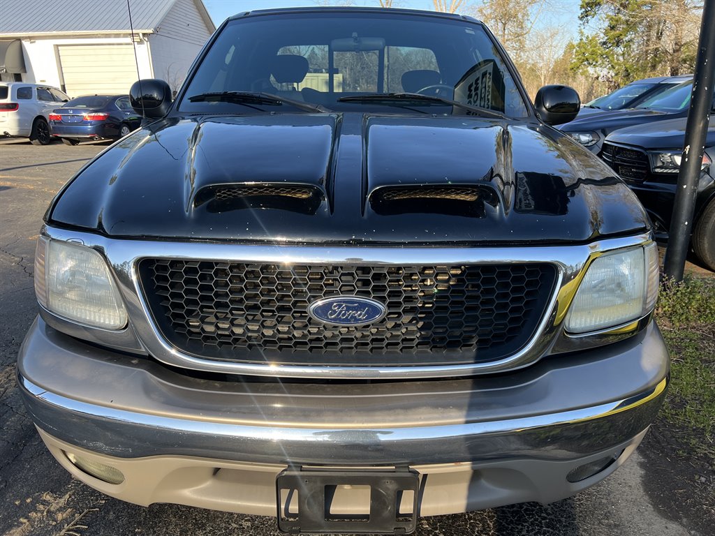 2003 Ford F-150 XL photo